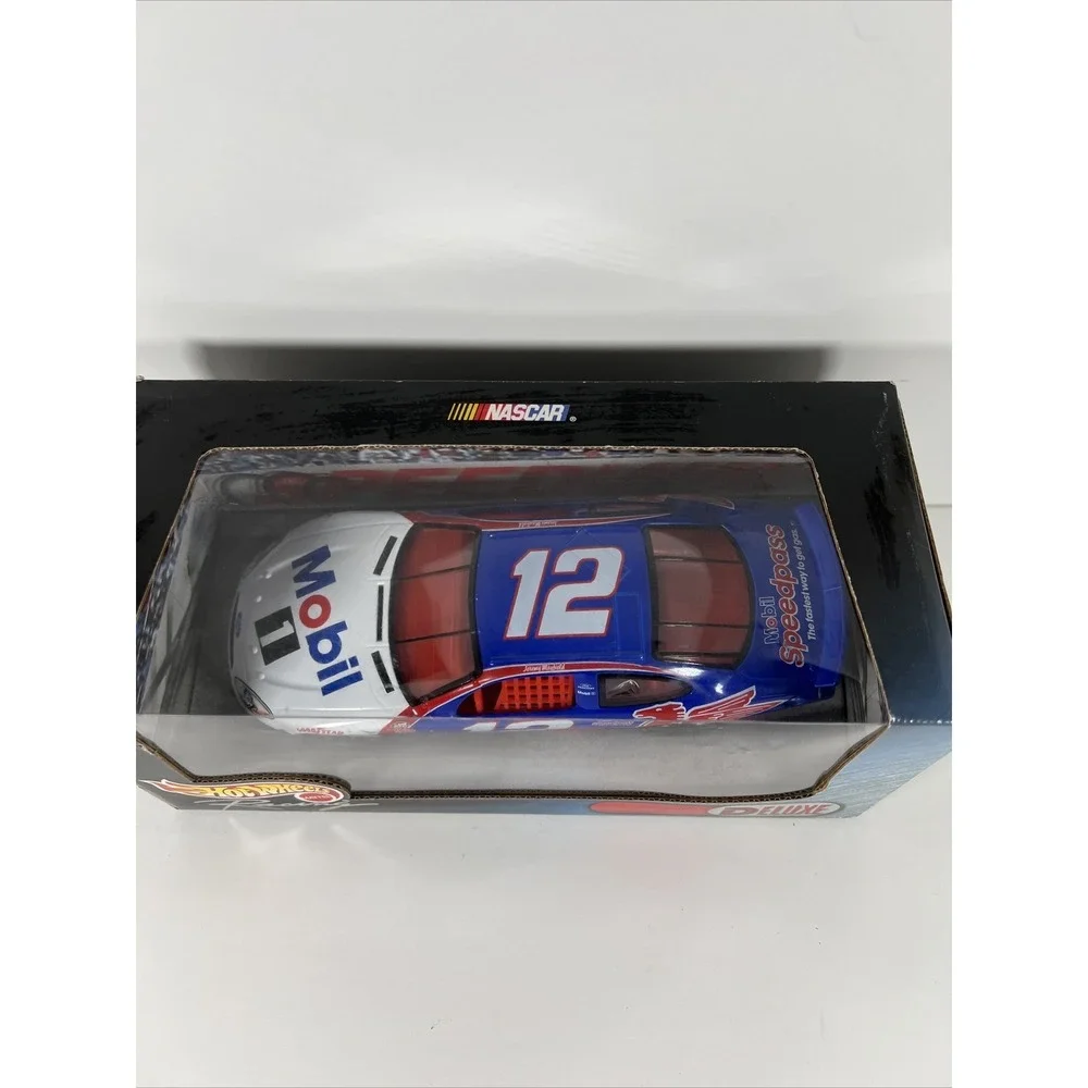 1997 Ford Taurus #12 Mobil Hot Wheels Mattel Nascar Diecast 1/24 Jeremy Mayfield